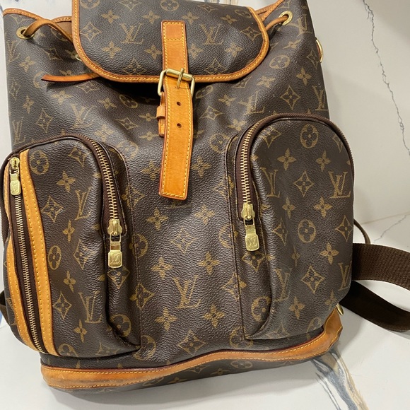 Louis Vuitton Monogram Bosphore Backpack 🎒 - Picture 2 of 12